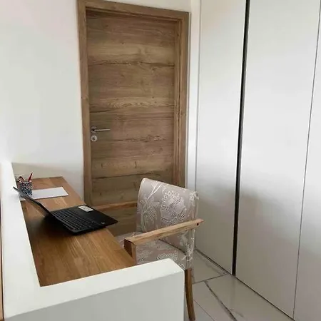 2 Pieces De 60m2 La Napoule